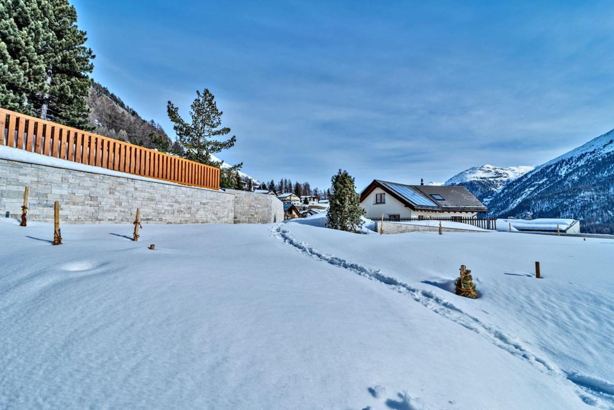 Ferienwohnung Chesa Muntanella - Samedan Exterior foto